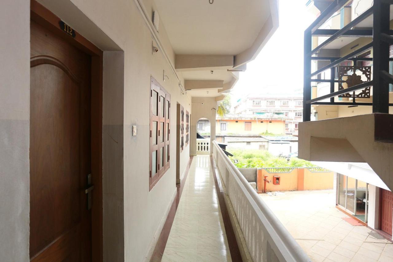Oyo Flagship Kaveri Tourist Home Guruvāyūr 外观 照片
