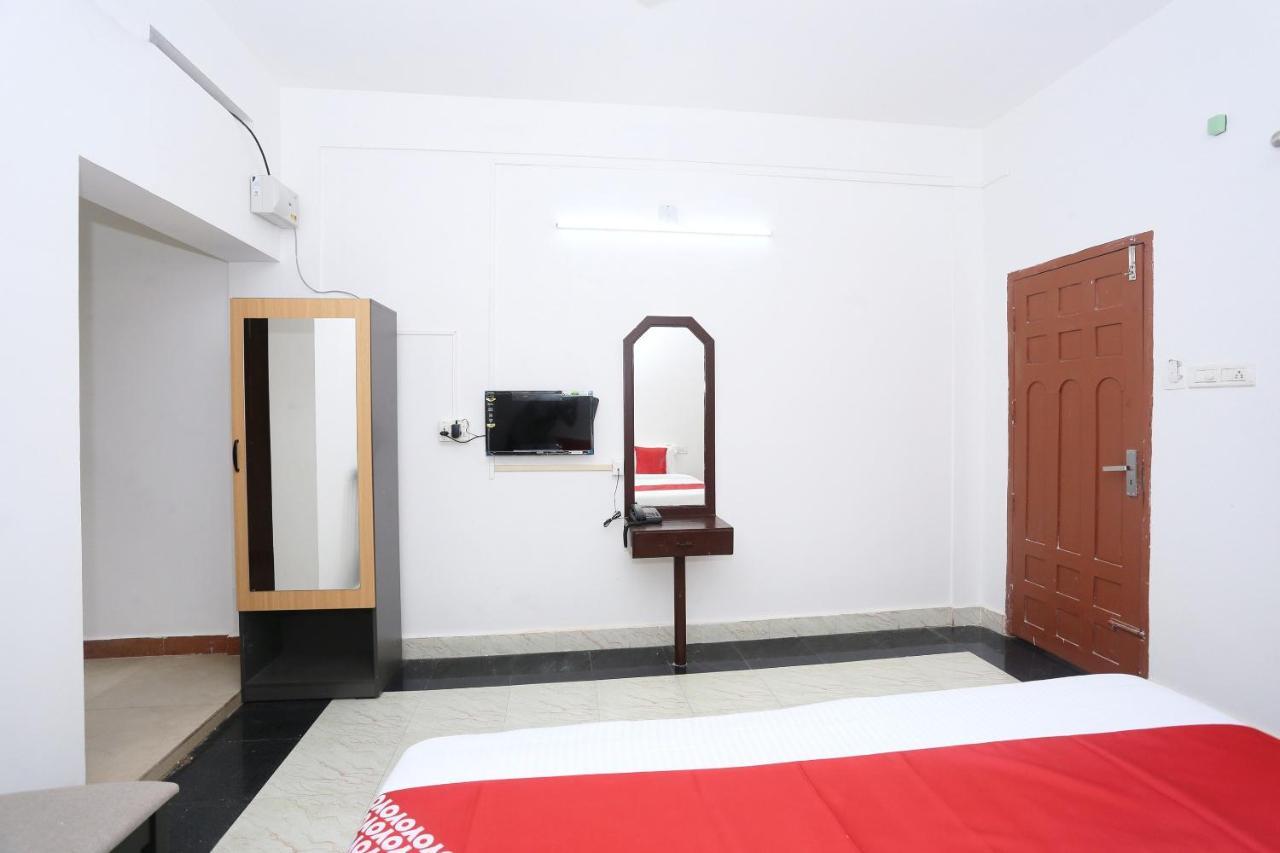 Oyo Flagship Kaveri Tourist Home Guruvāyūr 外观 照片